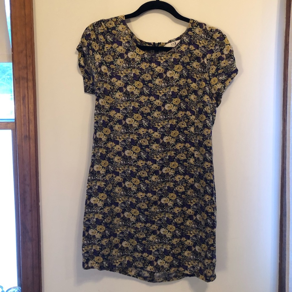 Floral forever 21 dress.